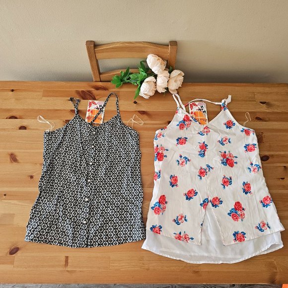 She's Cool Other - he's Cool - Girls' Blouse Size 10- 2 Pcs